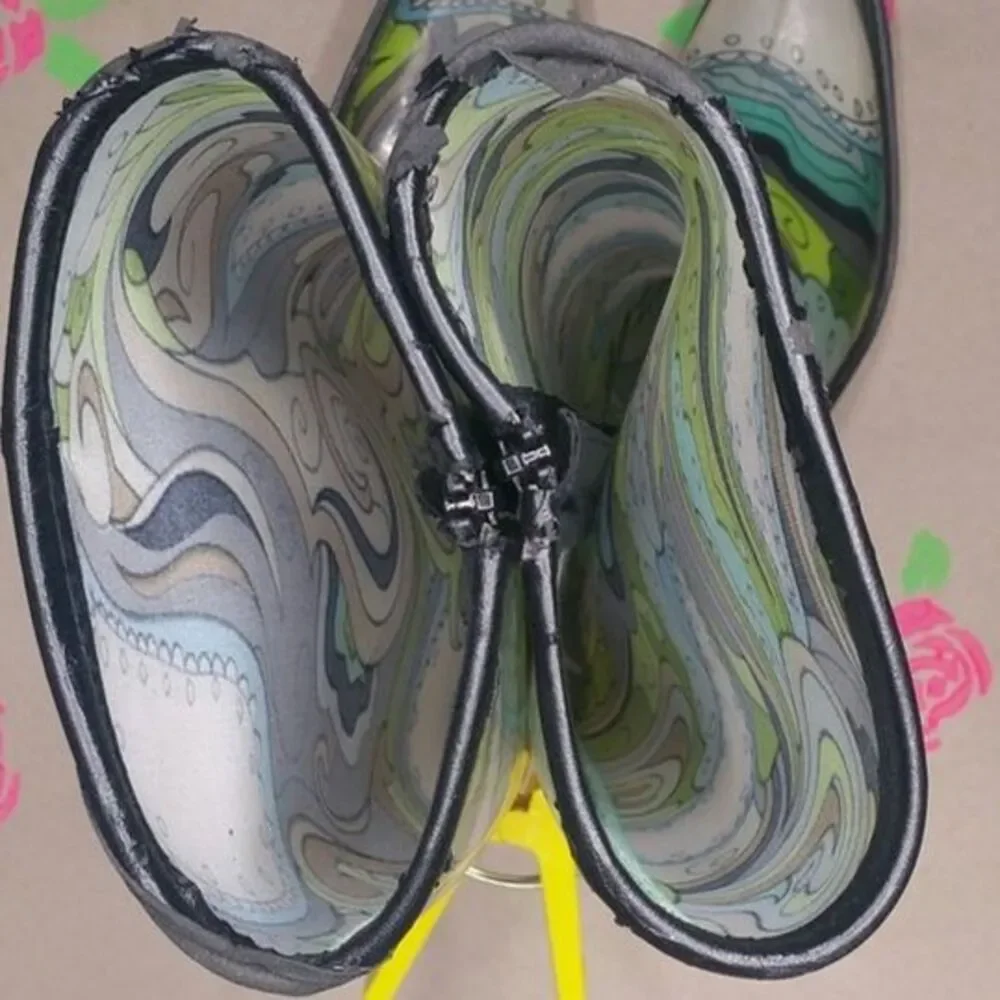 Dav Green and Blue Paisley Print Rain Boots Womens Size Large  8-9